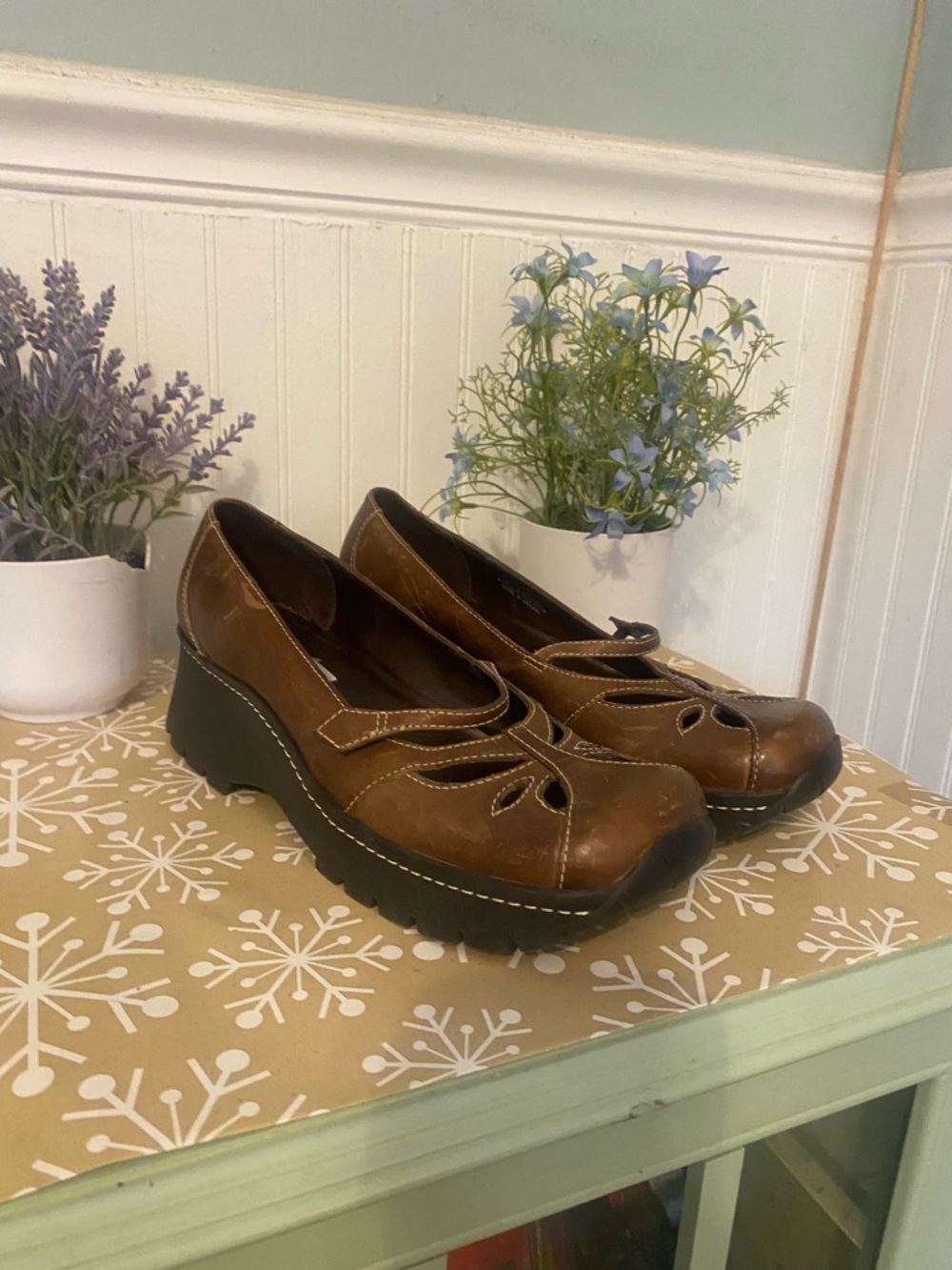 Y2K Steve Madden Brown Leather Platform Mary Jane Pumps